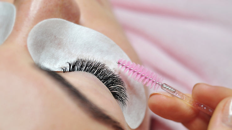 5 Simple Tips For Caring For Your Lash Extensions